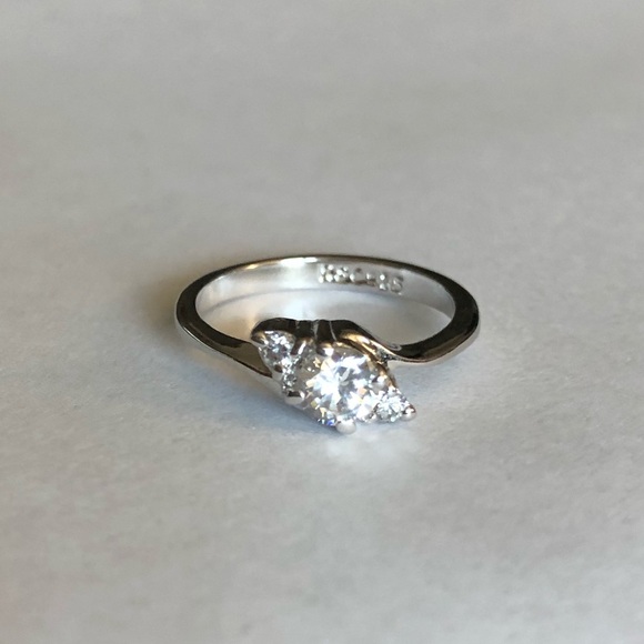 Vintage Marquis CZ 925 Ring - Picture 3 of 4